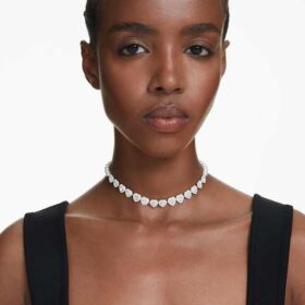 ariana grande x swarovski choker med blandede slipinger krystallperler hjerte hvit rhodiumbelagt 1 280x280 - Ariana Grande X Swarovski choker med blandede slipinger, krystallperler, hjerte, hvit, rhodiumbelagt