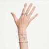 Ariana Grande X Swarovski-armbånd med blandede slipinger, blomst, flerfarget, rhodiumbelagt Ariana Grande X Swarovski-armbånd med blandede slipinger, blomst, flerfarget, rhodiumbelagt
