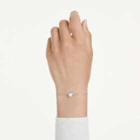 Eternity-armbånd med laboratoriedyrkede diamanter på totalt 0,5 karat, hjerteform, sterlingsølv Eternity-armbånd med laboratoriedyrkede diamanter på totalt 0,5 karat, hjerteform, sterlingsølv