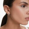 Eternity Hoop-øredobber med laboratoriedyrkede diamanter, totalt 0,56 karat, rund form, sterlingsølv