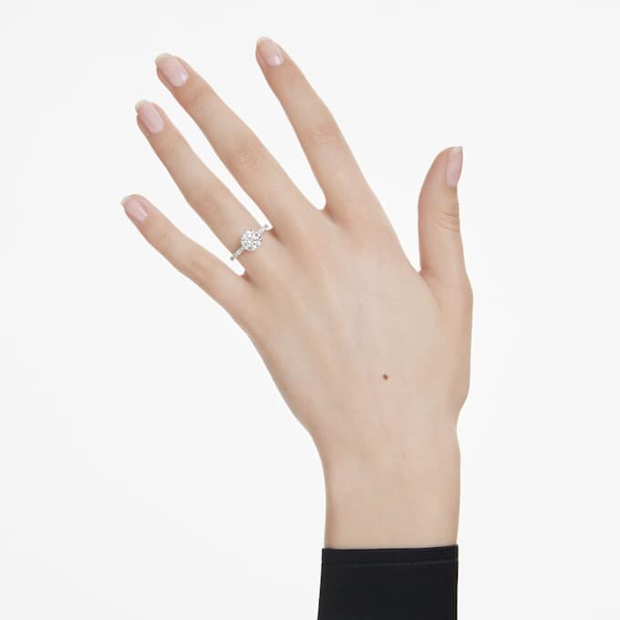 Eternity-solitaire-ring med laboratoriedyrkede diamanter, 2,2 karat totalt, rund form, 14K hvitt gull Eternity-solitaire-ring med laboratoriedyrkede diamanter, 2,2 karat totalt, rund form, 14K hvitt gull