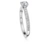 Eternity-solitaire-ring med laboratoriedyrkede diamanter på totalt 0,7 karat, rund form, 14K hvitt gull