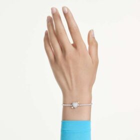 Idyllia-armbånd med blandede slipinger, hjerte med pil, hvitt, rhodiumbelagt Idyllia-armbånd med blandede slipinger, hjerte med pil, hvitt, rhodiumbelagt