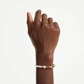 Idyllia-armbånd med krystallperler, hvitt, gullbelagt Idyllia-armbånd med krystallperler, hvitt, gullbelagt