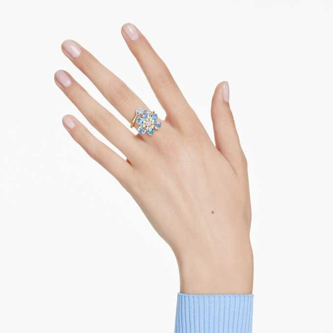 Idyllia åpen ring med blandede slipninger, blomst, blå, gullbelagt Idyllia åpen ring med blandede slipninger, blomst, blå, gullbelagt
