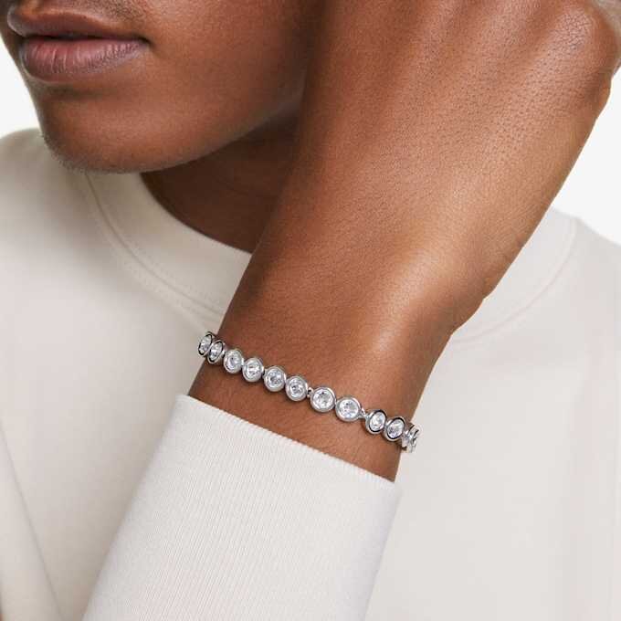 Imber tennisarmbånd med rundslipte krystaller, hvitt, rhodiumbelagt Imber tennisarmbånd med rundslipte krystaller, hvitt, rhodiumbelagt