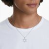 Insigne anheng, rundslipt, stjerne, hvit, rhodiumbelagt Insigne anheng, rundslipt, stjerne, hvit, rhodiumbelagt