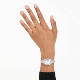 Matrix Octagon-klokke med metallarmbånd, sølvfarget, rustfritt stål