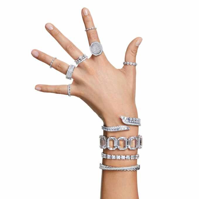 Una Angelic-ring, rundslipt, hvit, rhodiumbelagt Una Angelic-ring, rundslipt, hvit, rhodiumbelagt