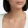 Stilla Attract-anheng, rundslipt, hvit, rhodiumbelagt Stilla Attract-anheng, rundslipt, hvit, rhodiumbelagt
