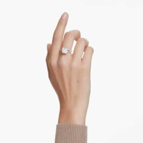 Stilla cocktailring, firkantet sliping, pavé, hvit, gullbelagt