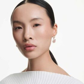 Swan Drop-øredobber med pavé, svane, rosa Swan Drop-øredobber med pavé, svane, rosa