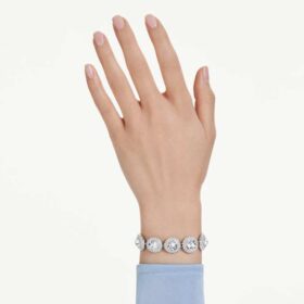 Una Angelic-armbånd, hvitt, rhodiumbelagt Una Angelic-armbånd, hvitt, rhodiumbelagt