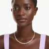 Una Angelic-halskjede, rundslipt, liten, hvit, gullbelagt